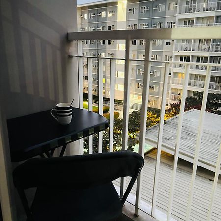 Trees Residences - Tower 11 1Br With Balcony Manila Luaran gambar