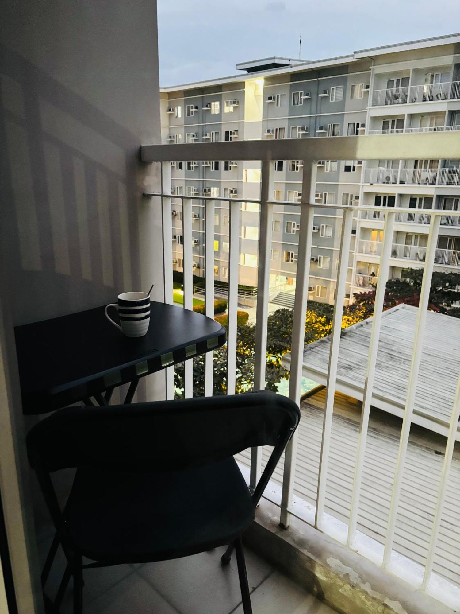 Trees Residences - Tower 11 1Br With Balcony Manila Luaran gambar